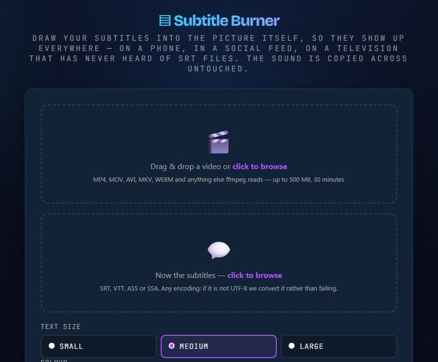 Grabador de Subtítulos de KlipTools: añade un vídeo y un archivo de subtítulos y elige tamaño, color y fondo del texto